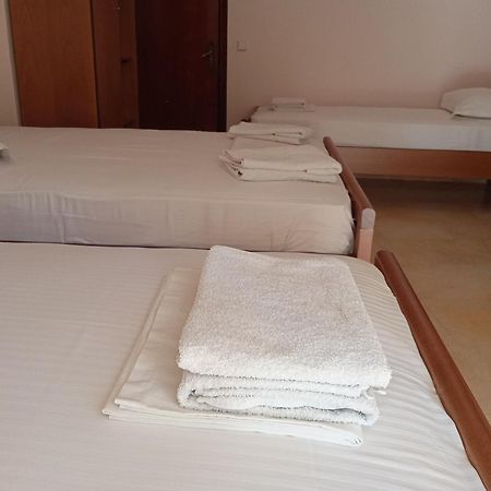 Dimitra Pentaliou Rooms 卡梅纳维洛拉 客房 照片